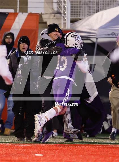 Thumbnail 2 in Lehi vs. Timpview (UHSAA 5A Final) photogallery.