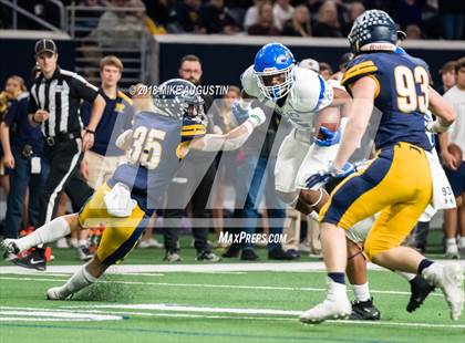 Thumbnail 1 in John Tyler vs. Highland Park(UIL 5A DI Reg II Quarterfinal) photogallery.