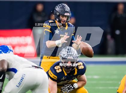 Thumbnail 3 in John Tyler vs. Highland Park(UIL 5A DI Reg II Quarterfinal) photogallery.