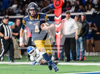 Thumbnail 3 in John Tyler vs. Highland Park(UIL 5A DI Reg II Quarterfinal) photogallery.