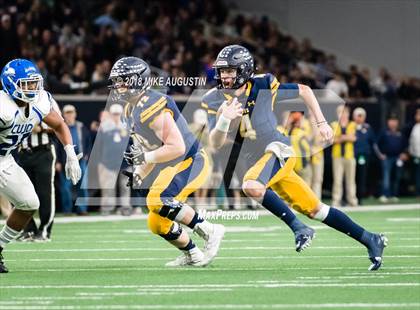 Thumbnail 2 in John Tyler vs. Highland Park(UIL 5A DI Reg II Quarterfinal) photogallery.