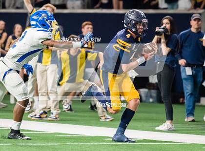 Thumbnail 3 in John Tyler vs. Highland Park(UIL 5A DI Reg II Quarterfinal) photogallery.