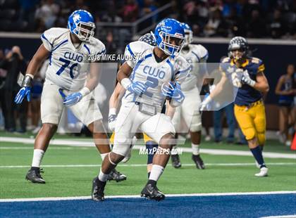 Thumbnail 1 in John Tyler vs. Highland Park(UIL 5A DI Reg II Quarterfinal) photogallery.