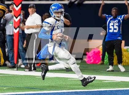 Thumbnail 1 in John Tyler vs. Highland Park(UIL 5A DI Reg II Quarterfinal) photogallery.