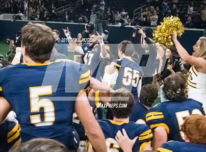 Thumbnail 3 in John Tyler vs. Highland Park(UIL 5A DI Reg II Quarterfinal) photogallery.