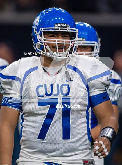 Thumbnail 2 in John Tyler vs. Highland Park(UIL 5A DI Reg II Quarterfinal) photogallery.