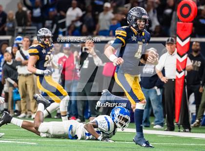 Thumbnail 2 in John Tyler vs. Highland Park(UIL 5A DI Reg II Quarterfinal) photogallery.