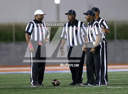 Thumbnail 1 in Hawthorne vs. Inglewood photogallery.