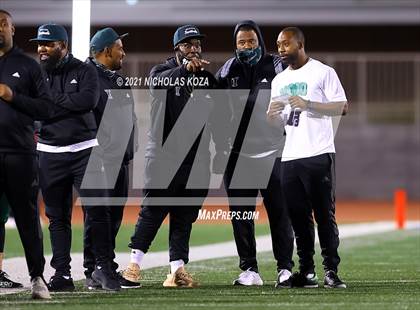 Thumbnail 1 in Hawthorne vs. Inglewood photogallery.