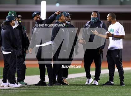 Thumbnail 1 in Hawthorne vs. Inglewood photogallery.