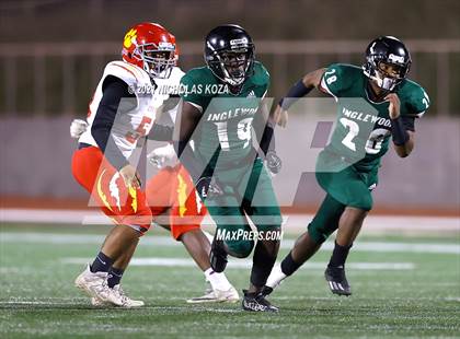 Thumbnail 2 in Hawthorne vs. Inglewood photogallery.