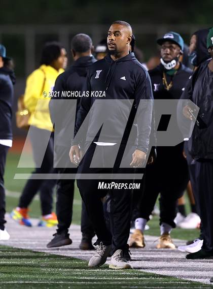 Thumbnail 3 in Hawthorne vs. Inglewood photogallery.