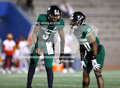 Thumbnail 1 in Hawthorne vs. Inglewood photogallery.