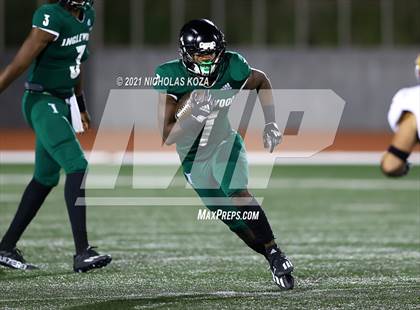 Thumbnail 1 in Hawthorne vs. Inglewood photogallery.