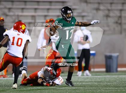 Thumbnail 3 in Hawthorne vs. Inglewood photogallery.