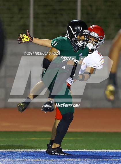 Thumbnail 3 in Hawthorne vs. Inglewood photogallery.