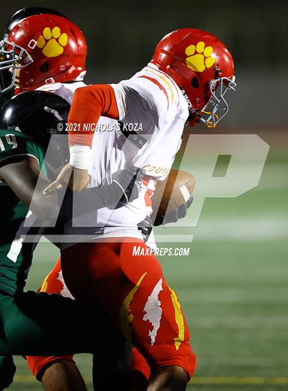 Thumbnail 3 in Hawthorne vs. Inglewood photogallery.