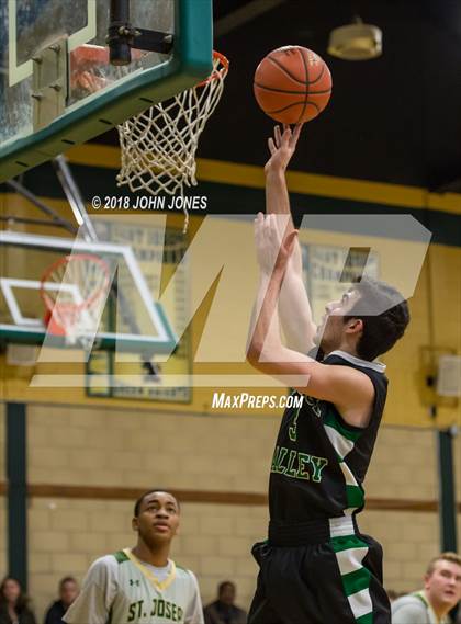 Thumbnail 3 in Pascack Valley vs. St. Joseph Regional (St Joseph Classic) photogallery.