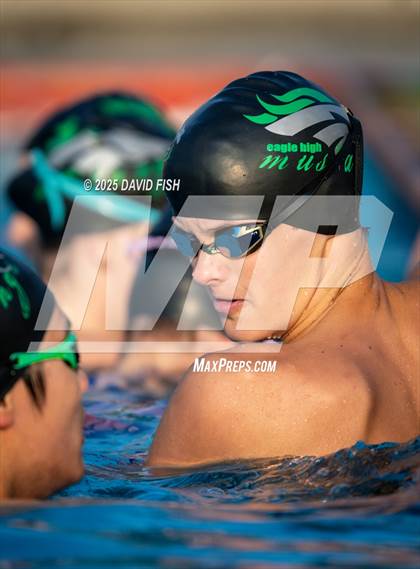 Thumbnail 2 in Maverick Relays Quint Meet photogallery.