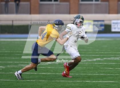 Thumbnail 1 in JV: Marist vs Blessed Trinity photogallery.
