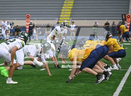 Thumbnail 2 in JV: Marist vs Blessed Trinity photogallery.
