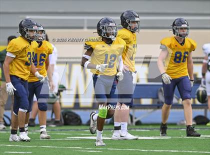 Thumbnail 1 in JV: Marist vs Blessed Trinity photogallery.
