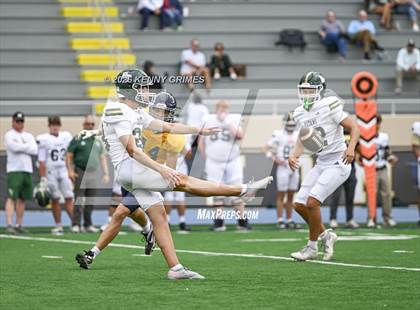 Thumbnail 1 in JV: Marist vs Blessed Trinity photogallery.