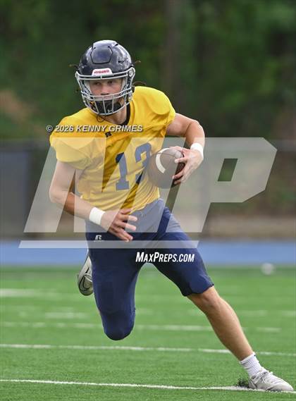 Thumbnail 1 in JV: Marist vs Blessed Trinity photogallery.