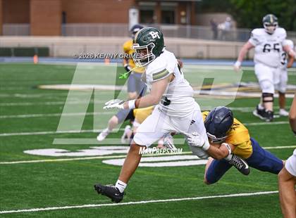 Thumbnail 3 in JV: Marist vs Blessed Trinity photogallery.