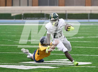 Thumbnail 3 in JV: Marist vs Blessed Trinity photogallery.