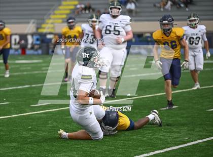Thumbnail 2 in JV: Marist vs Blessed Trinity photogallery.