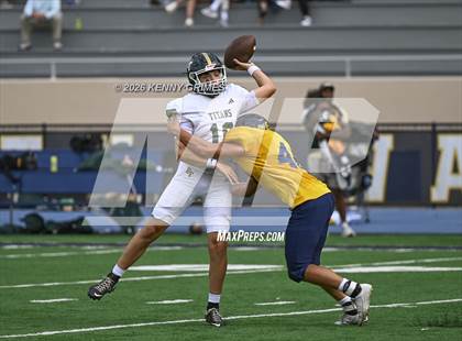 Thumbnail 1 in JV: Marist vs Blessed Trinity photogallery.