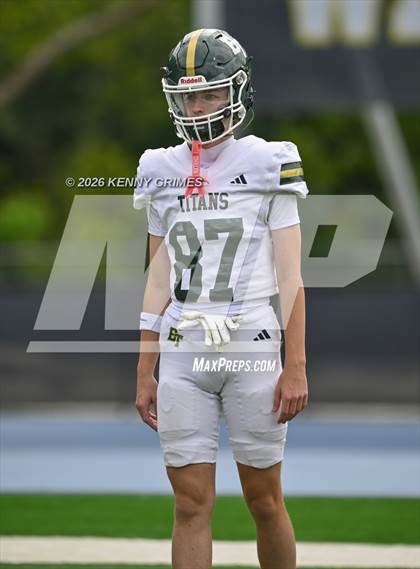 Thumbnail 3 in JV: Marist vs Blessed Trinity photogallery.