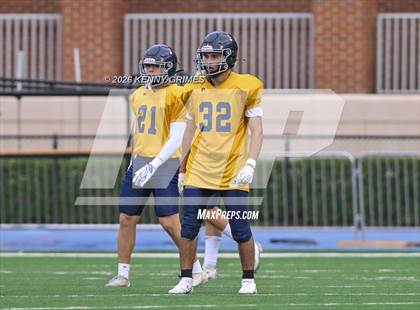 Thumbnail 1 in JV: Marist vs Blessed Trinity photogallery.