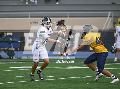 Thumbnail 3 in JV: Marist vs Blessed Trinity photogallery.