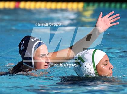 Thumbnail 2 in Costa Mesa vs. Tesoro (Warrior Classic) photogallery.