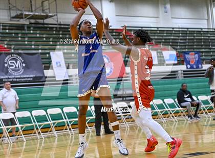 Thumbnail 3 in Illinois vs Wisconsin (Midwest All-Star Challenge) photogallery.