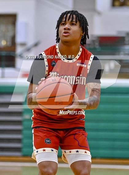 Thumbnail 1 in Illinois vs Wisconsin (Midwest All-Star Challenge) photogallery.