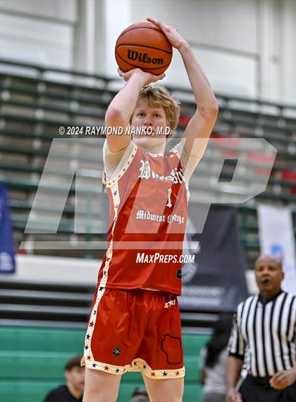 Thumbnail 3 in Illinois vs Wisconsin (Midwest All-Star Challenge) photogallery.