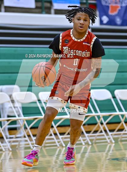 Thumbnail 3 in Illinois vs Wisconsin (Midwest All-Star Challenge) photogallery.