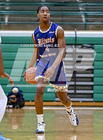 Thumbnail 2 in Illinois vs Wisconsin (Midwest All-Star Challenge) photogallery.