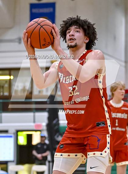 Thumbnail 2 in Illinois vs Wisconsin (Midwest All-Star Challenge) photogallery.