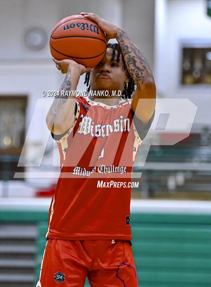 Thumbnail 3 in Illinois vs Wisconsin (Midwest All-Star Challenge) photogallery.