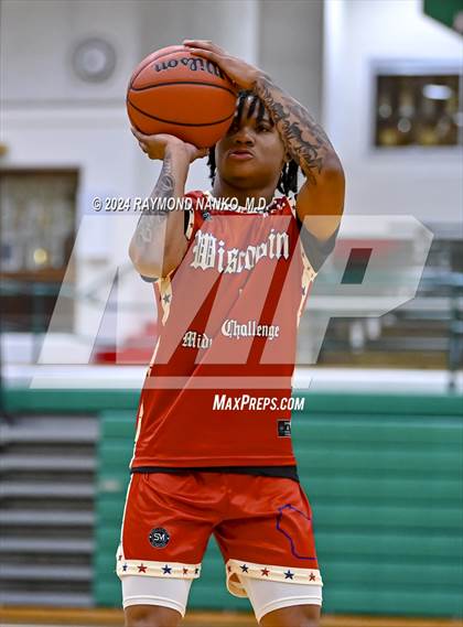 Thumbnail 3 in Illinois vs Wisconsin (Midwest All-Star Challenge) photogallery.