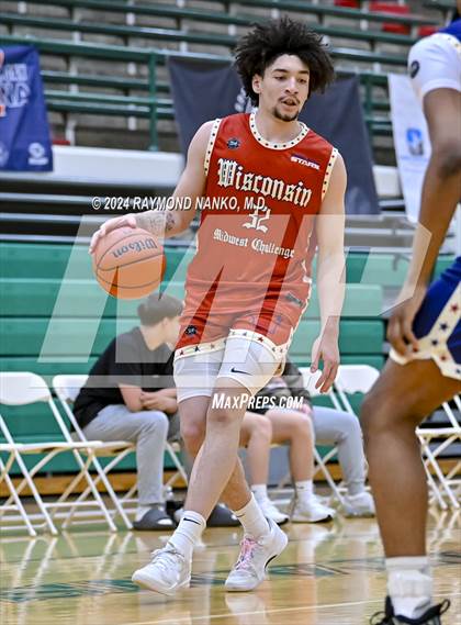 Thumbnail 2 in Illinois vs Wisconsin (Midwest All-Star Challenge) photogallery.
