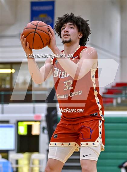 Thumbnail 1 in Illinois vs Wisconsin (Midwest All-Star Challenge) photogallery.