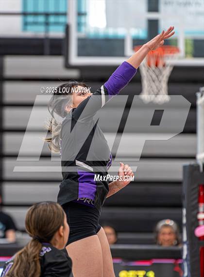 Thumbnail 2 in JV: Manzano @ Capital photogallery.