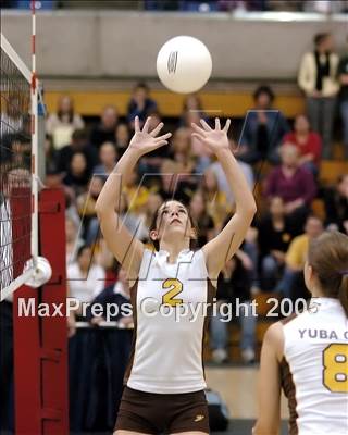 Thumbnail 1 in Yuba City vs. Nevada Union (D1 Section Final) photogallery.