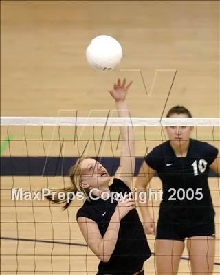 Thumbnail 1 in Yuba City vs. Nevada Union (D1 Section Final) photogallery.