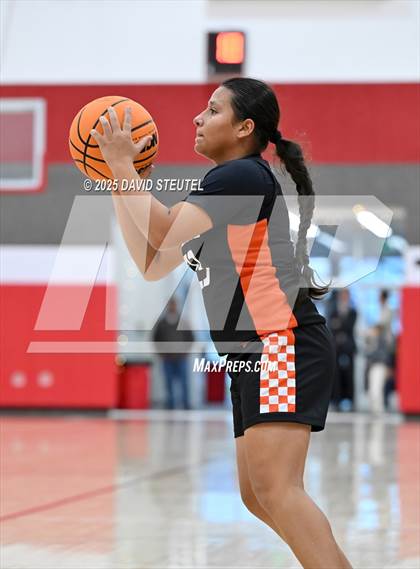 Thumbnail 1 in Roseville vs. Winters (Cardinal Classic) photogallery.